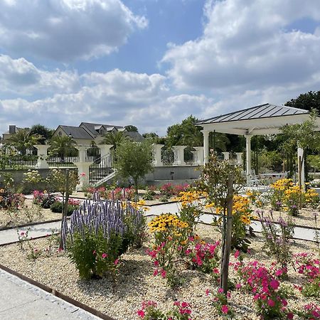 Domaine Les Jardins Darsene Acomodação com café da manhã Tinténiac Exterior foto