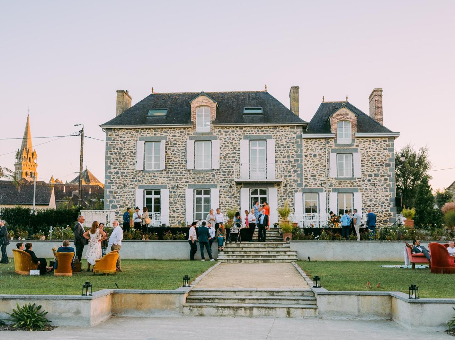 Domaine Les Jardins Darsene Acomodação com café da manhã Tinténiac Exterior foto